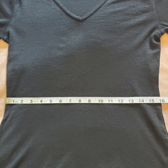 💚Michael Stars maternity tee 5 for $15 - Picture 10 of 10